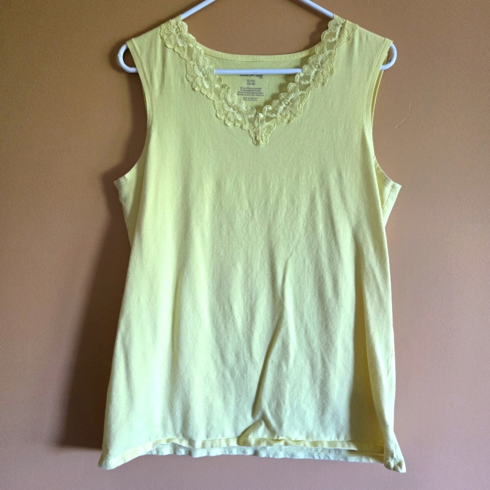 White Stag Tank With Lace Collar